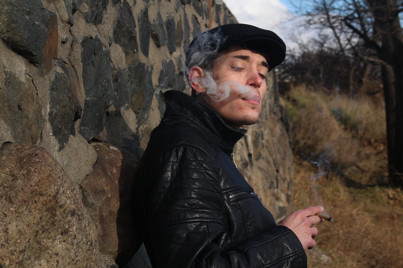 Cannabis-Induced Delirium: Causes, Symptoms, and Treatments